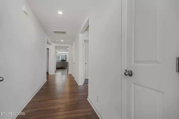 Jefferson City, TN 37760,165 Jesse Baker LN