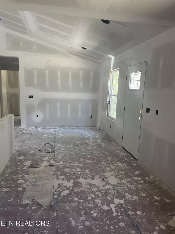 Crossville, TN 38555,41 Peachtree DR