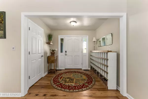 Kodak, TN 37764,3343 Bentwood DR