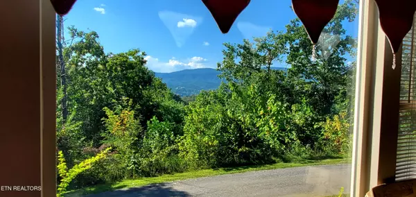 Sevierville, TN 37862,2218 Village Summit DR