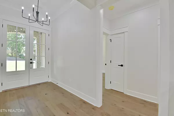 Loudon, TN 37774,207 Walosi LN