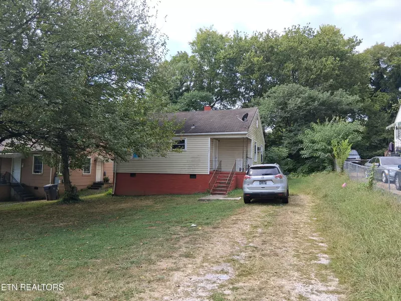921 Wilder PL, Knoxville, TN 37915