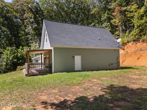 Powell, TN 37849,8811 Ellis Lane