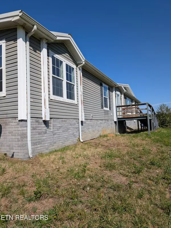 Dandridge, TN 37725,813 Hide A Way Rd