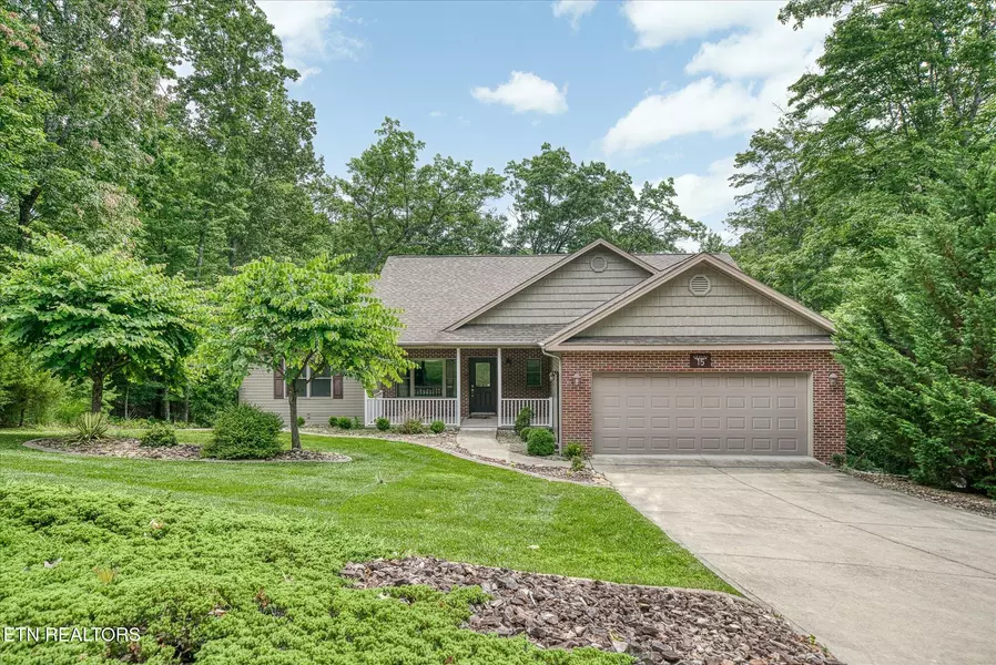 15 Chatham CT, Fairfield Glade, TN 38558