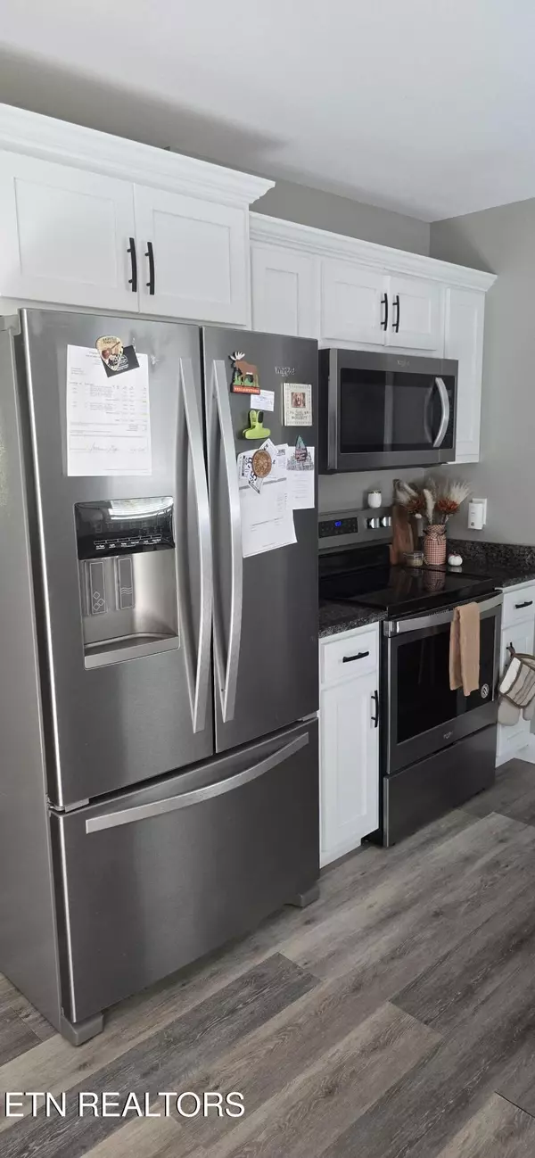 Crossville, TN 38572,3032 Niska DR