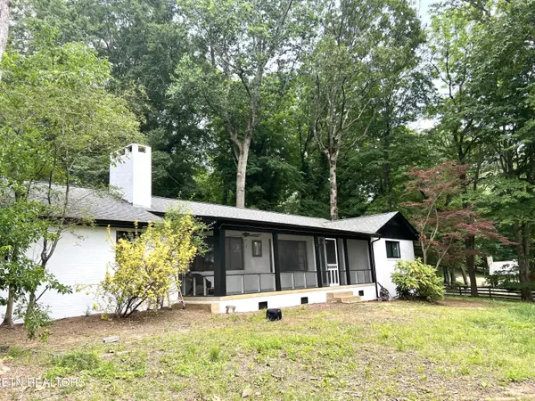 Knoxville, TN 37920,3401 Raines LN