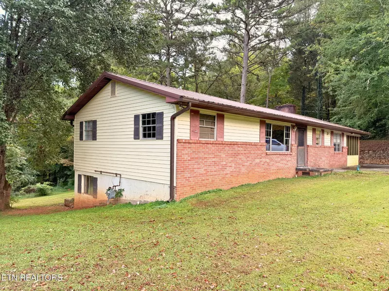 120 Short St, Kingston, TN 37763