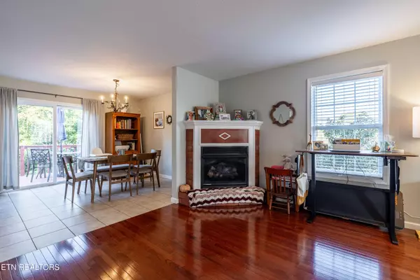 Maryville, TN 37804,104 Olivia LN