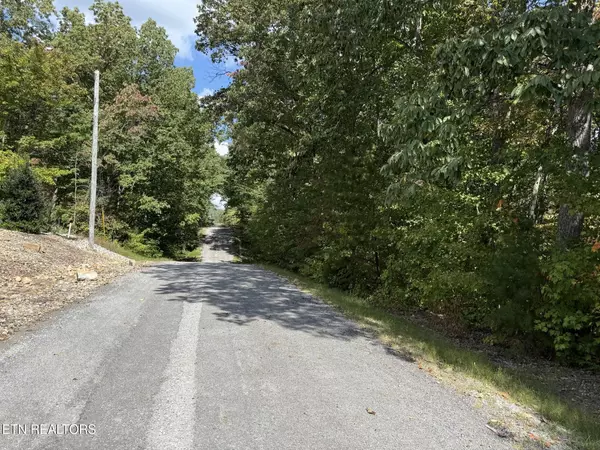 Crossville, TN 38558,129 Folkstone Rd