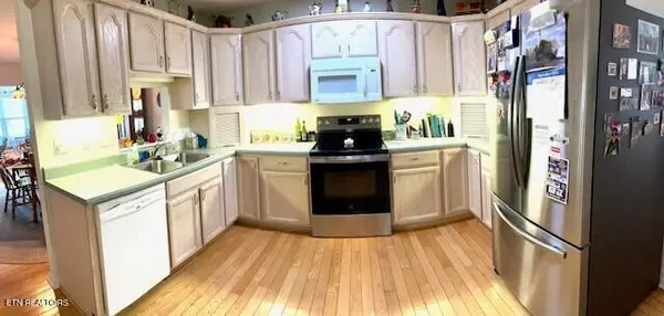 Crossville, TN 38571,165 Grandview LN