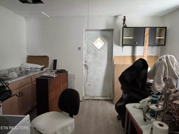 Jamestown, TN 38556,210 Woodlawn Ave