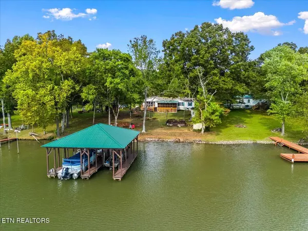 Kingston, TN 37763,206 Willow DR