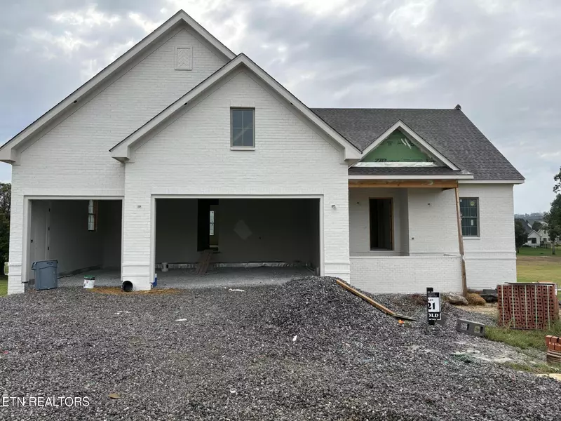 313 Mockingbird LN, Loudon, TN 37774