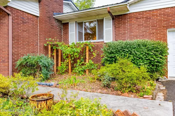 Knoxville, TN 37909,6817 Haverhill DR