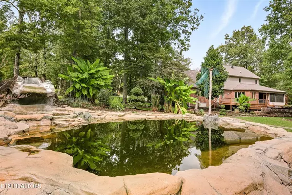 Crossville, TN 38572,8537 Cherokee Trail