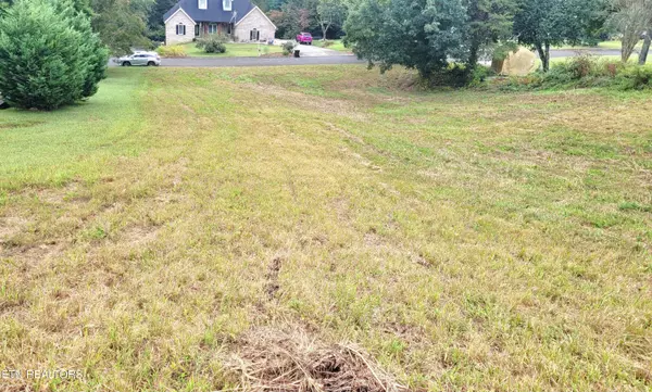 485 Bona Vista LN, Lenoir City, TN 37771