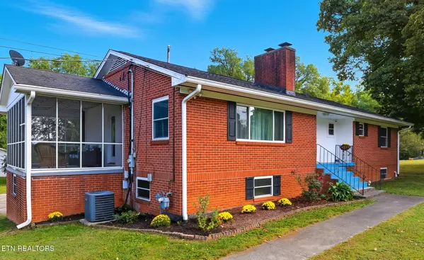 Maryville, TN 37803,2140 Old Niles Ferry Rd