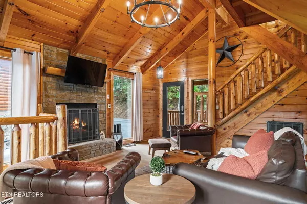 Sevierville, TN 37876,1316 Pine Tr