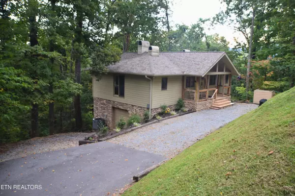 Sevierville, TN 37862,3103 Hatcher Top Rd