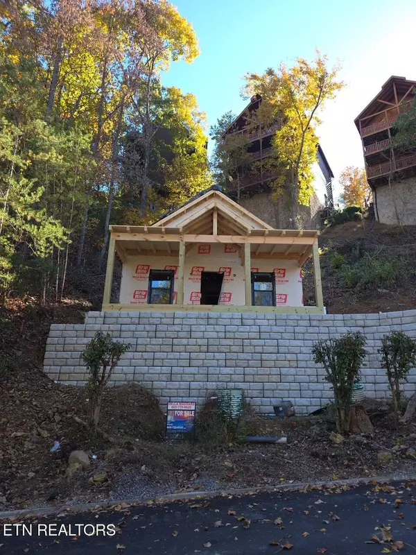 Sevierville, TN 37876,1026 Black Bear Cub Way