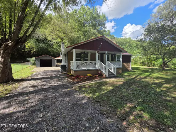 Oliver Springs, TN 37840,671 Hen Valley Rd