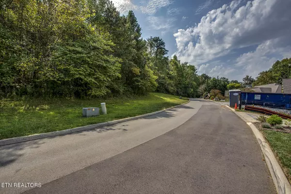 Vonore, TN 37885,646 Sandpiper DR
