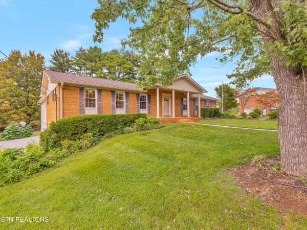 Morristown, TN 37813,288 Fuller Estate CIR