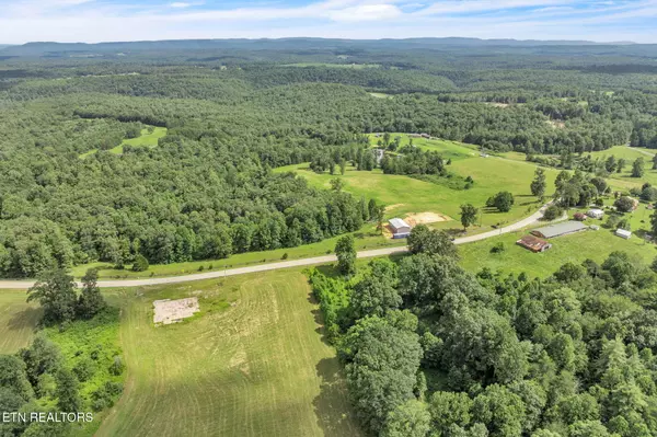 Deer Lodge, TN 37726,Nashville Hwy