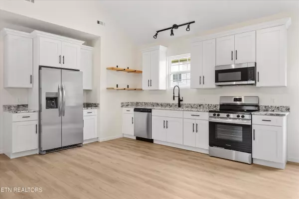 Sevierville, TN 37876,2507 Grotto LN