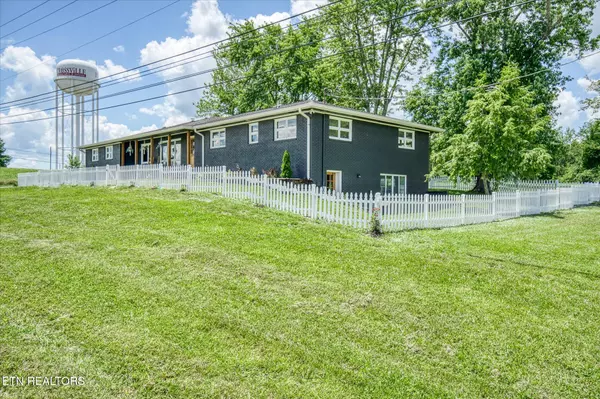 Crossville, TN 38571,8903 US-127