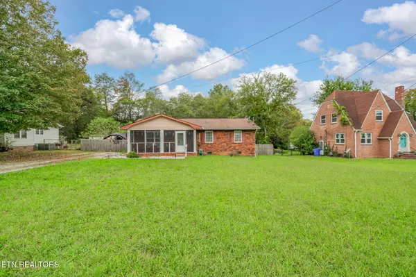 Clinton, TN 37716,1308 Clinch Ave