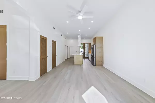 Knoxville, TN 37917,415 Lovenia Ave #1