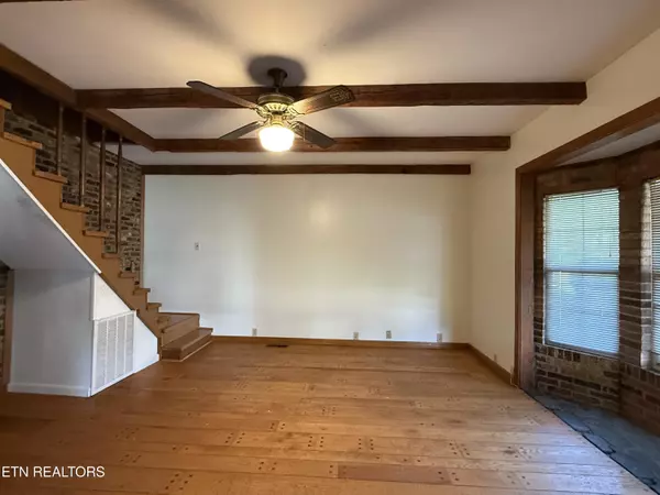 Lenoir City, TN 37771,1004 Broadway St