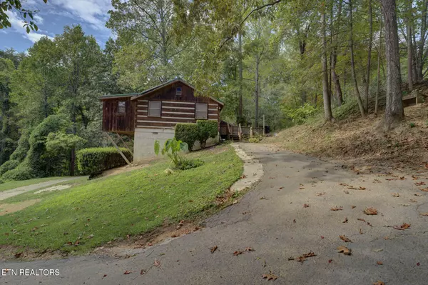 Sevierville, TN 37876,1540 Walt Price Rd