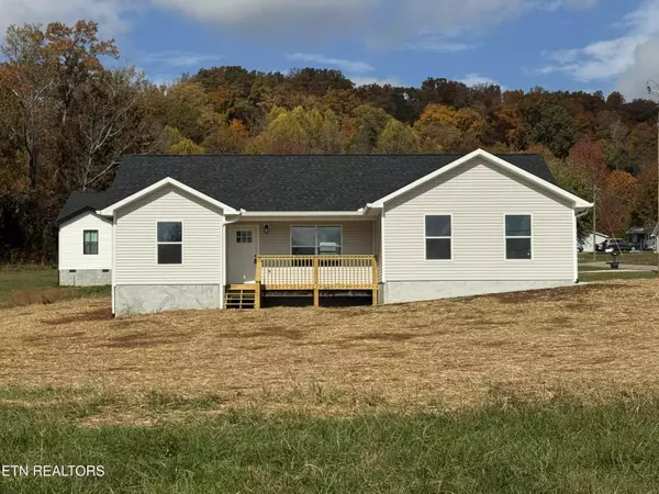 109 Ogle DR, Sweetwater, TN 37874