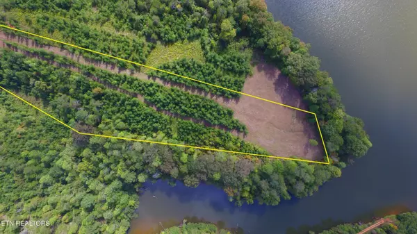 Vonore, TN 37885,692 Overlook DR