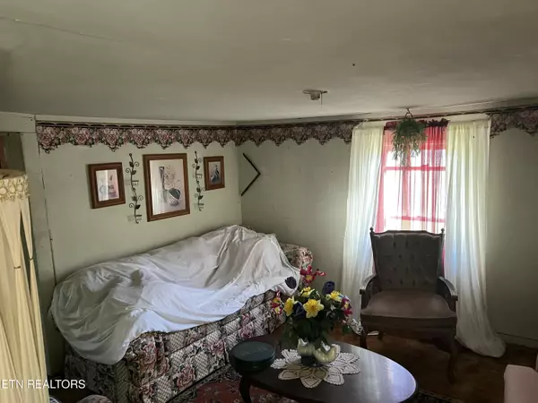 Loudon, TN 37774,471 Cedar Grove Rd