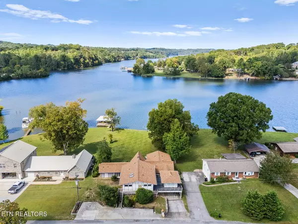 Louisville, TN 37777,4827 Riversedge Rd