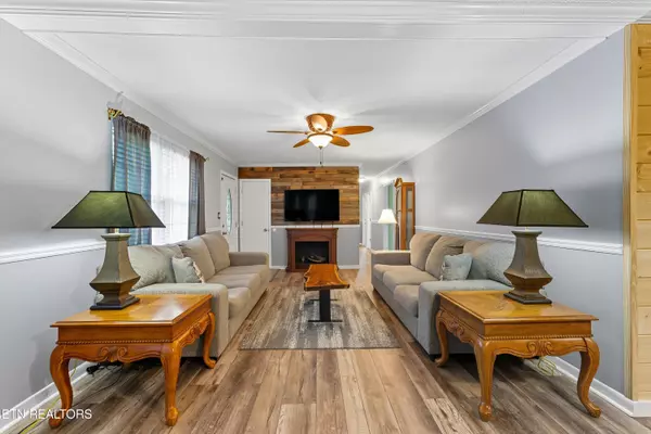 Maryville, TN 37803,1238 Cedarwood LN