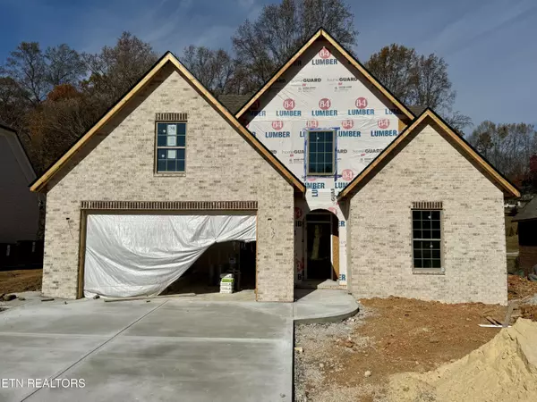 1141 Chardonnay LN, Knoxville, TN 37932