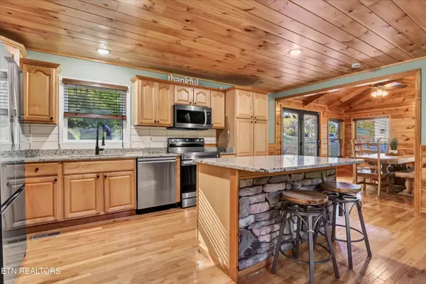Sevierville, TN 37862,3131 Valley Home Rd