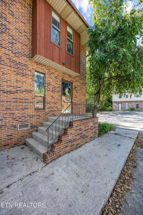 Knoxville, TN 37917,4001 Valley View DR ##4