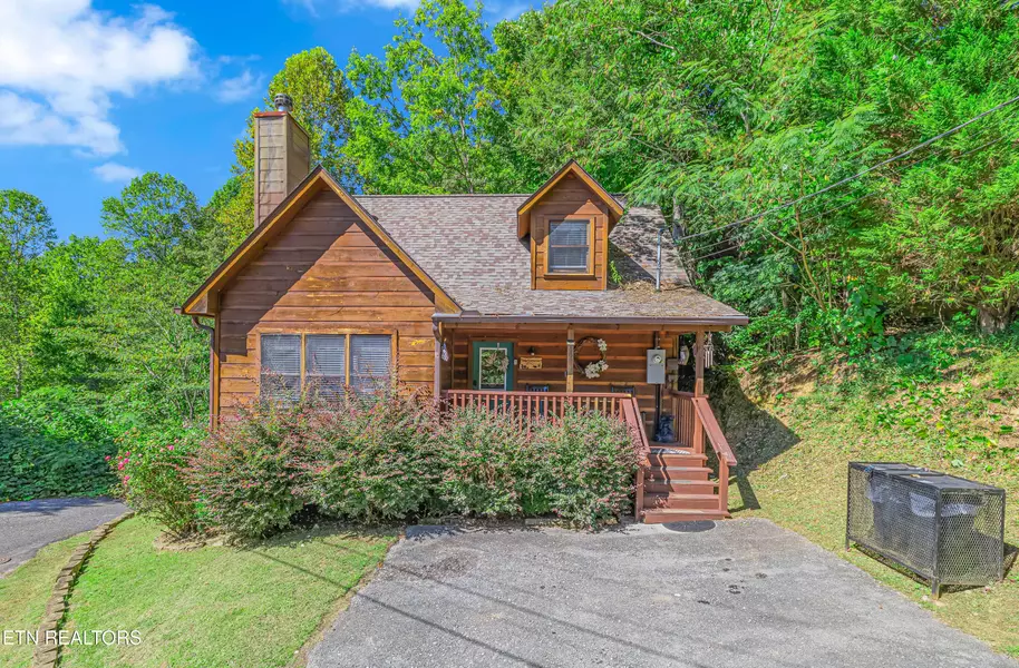 309 Elk Cove WAY, Gatlinburg, TN 37738