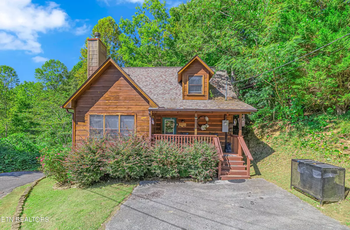 Gatlinburg, TN 37738,309 Elk Cove WAY