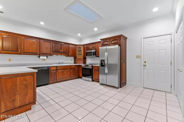 Oak Ridge, TN 37830,14 Rivers CT