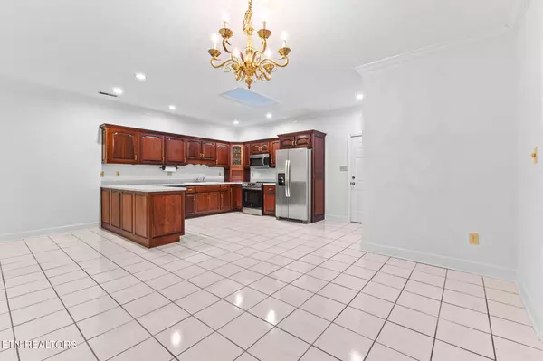 Oak Ridge, TN 37830,14 Rivers CT