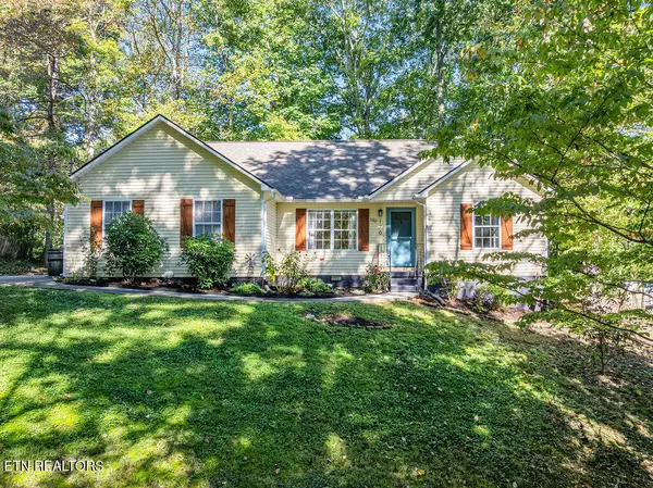 170 Cedar CIR, Powell, TN 37849