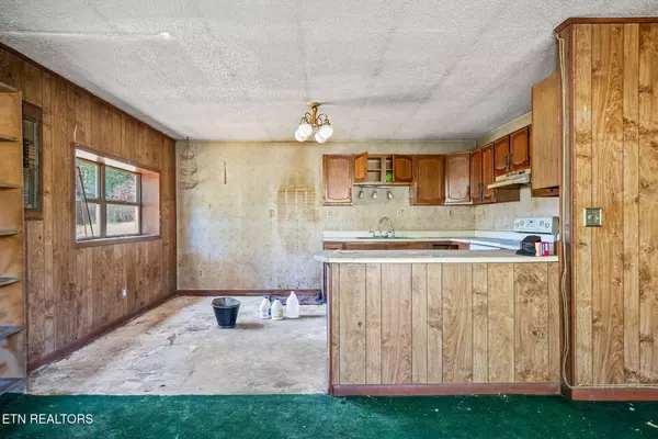 Jamestown, TN 38556,1602 Hollis Poore Rd