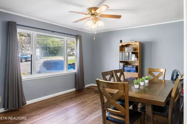 Oak Ridge, TN 37830,657 Robertsville Rd